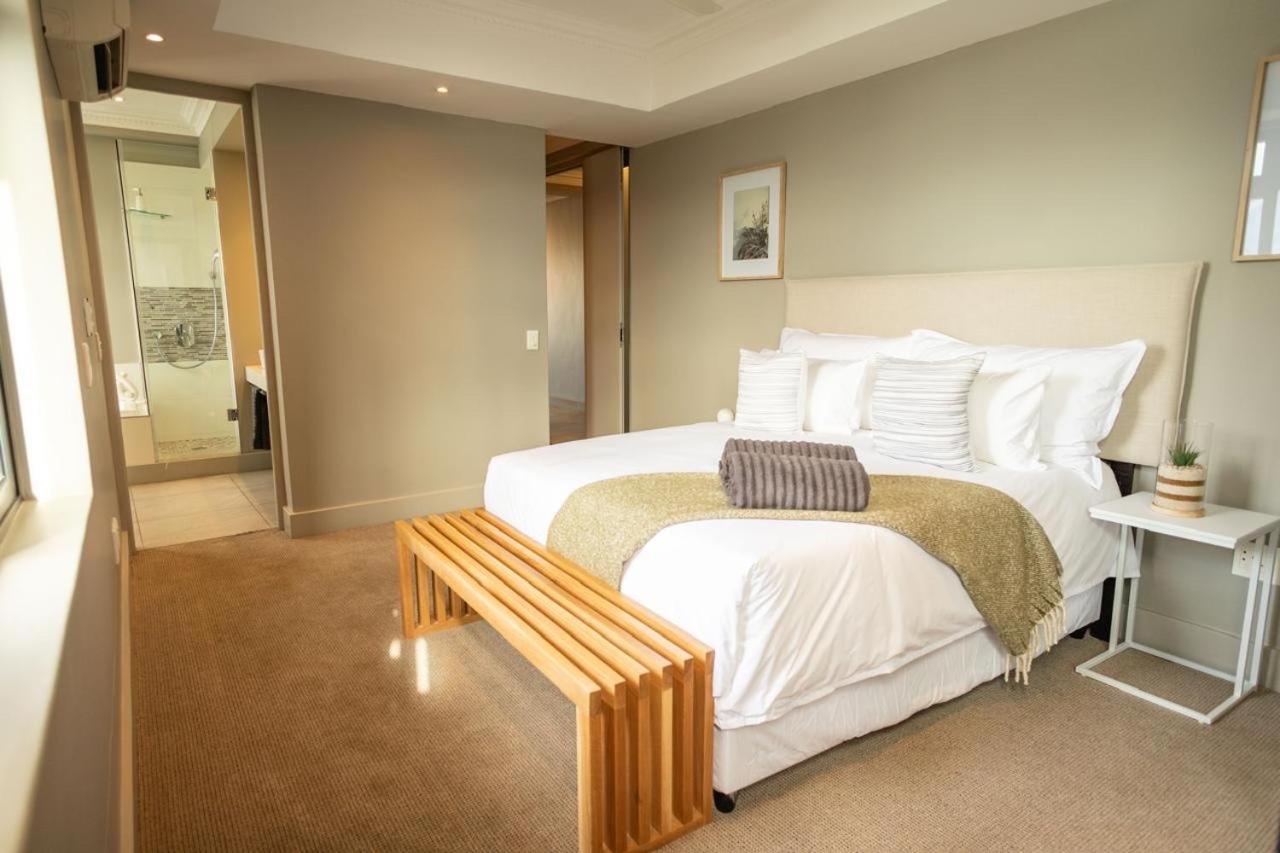 Hermanus Waterfront, Ocean Deluxe - Apartment 2 Buitenkant foto