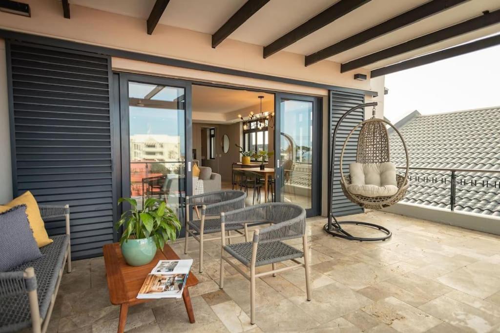 Hermanus Waterfront, Ocean Deluxe - Apartment 2 Buitenkant foto