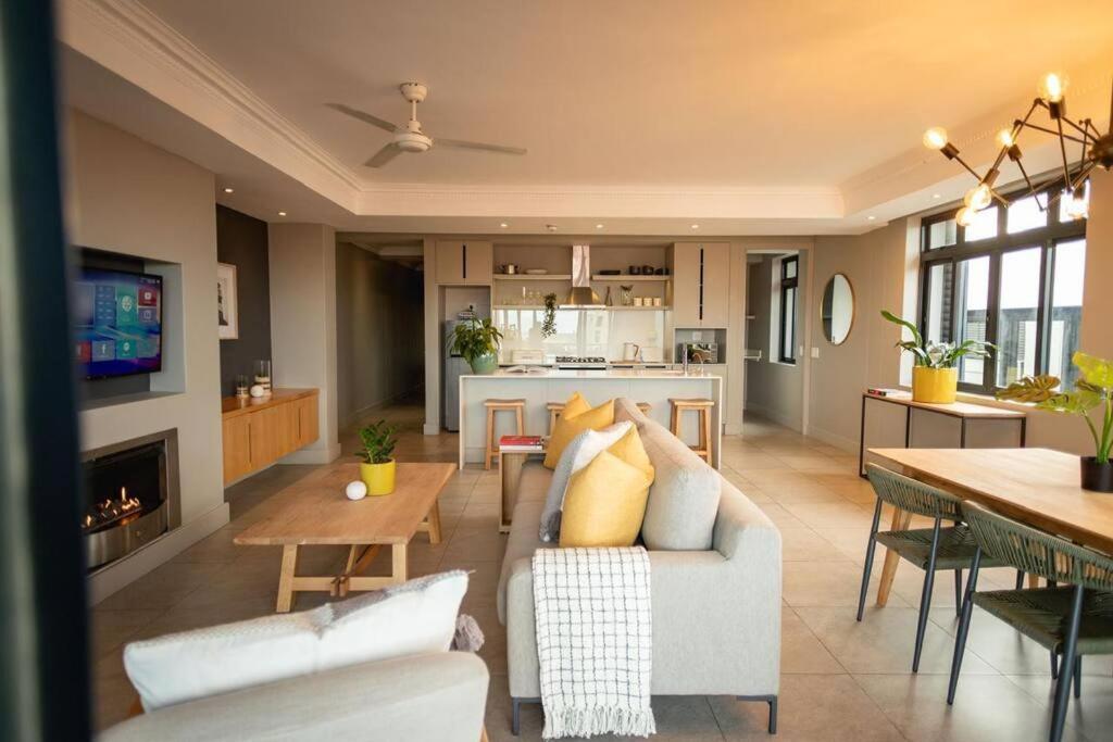 Hermanus Waterfront, Ocean Deluxe - Apartment 2 Buitenkant foto