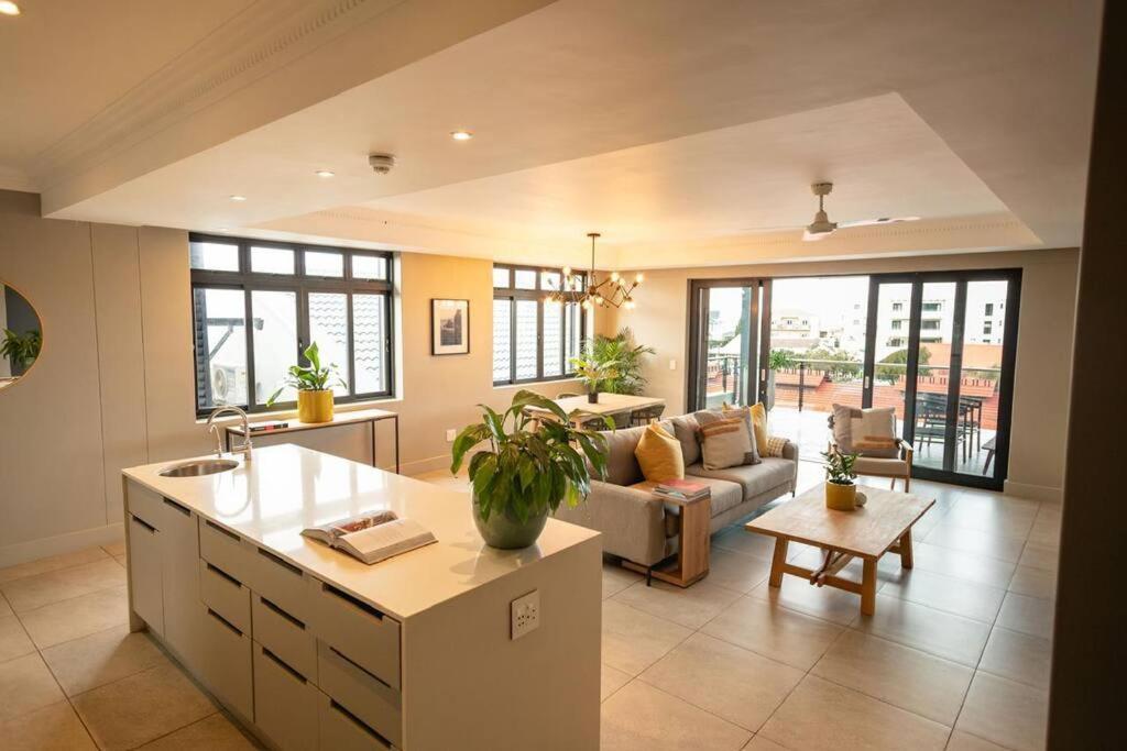 Hermanus Waterfront, Ocean Deluxe - Apartment 2 Buitenkant foto
