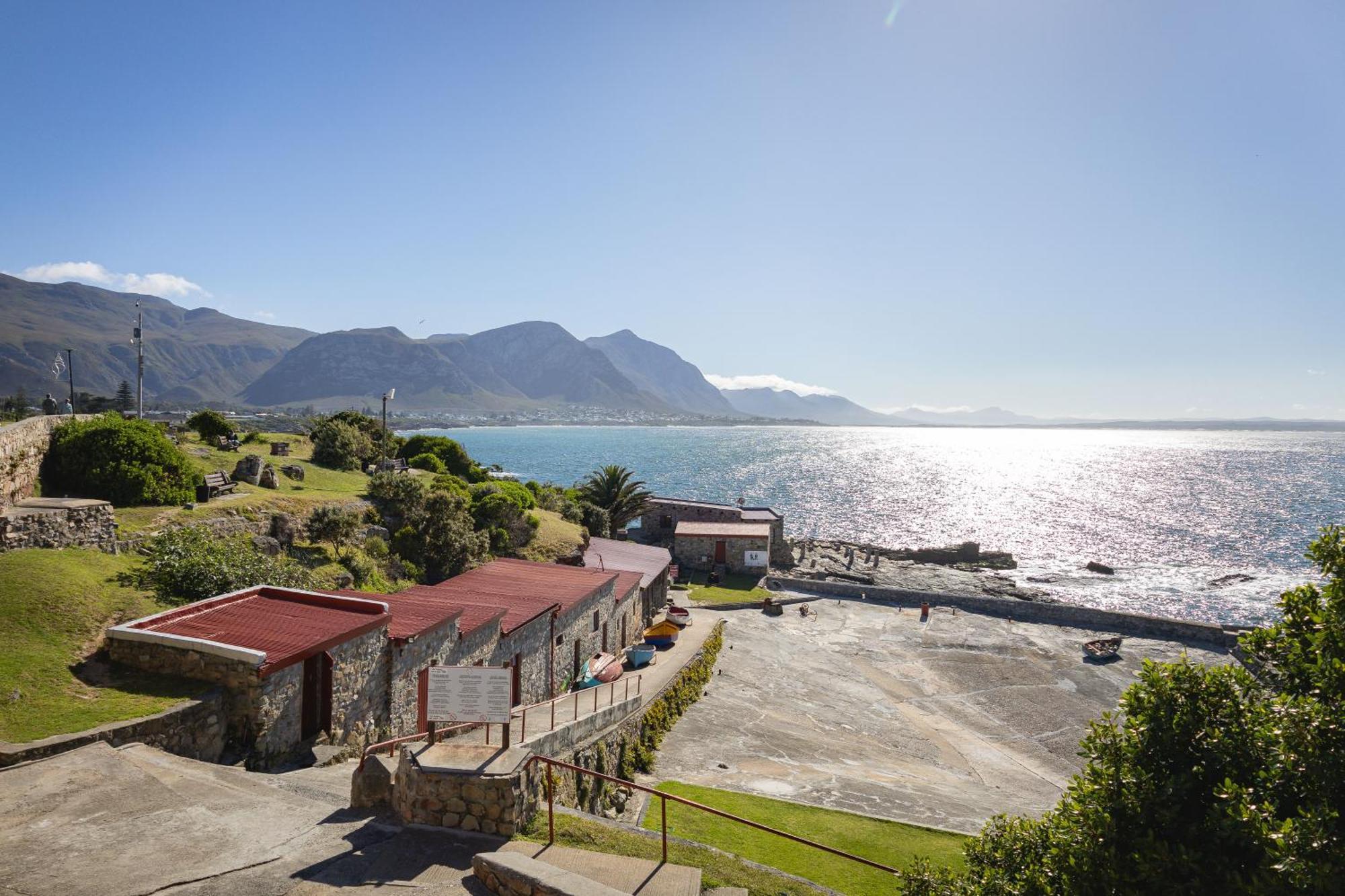 Hermanus Waterfront, Ocean Deluxe - Apartment 2 Buitenkant foto